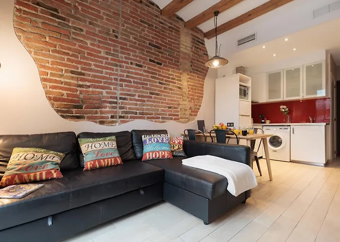 City Center Two Bedrooms , In A 1870'S Full Renewed Building
